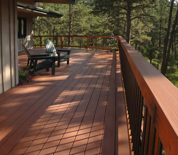 KW101 Outdoor anti mold and wear-resistant plastic wood flooring for garden corridors